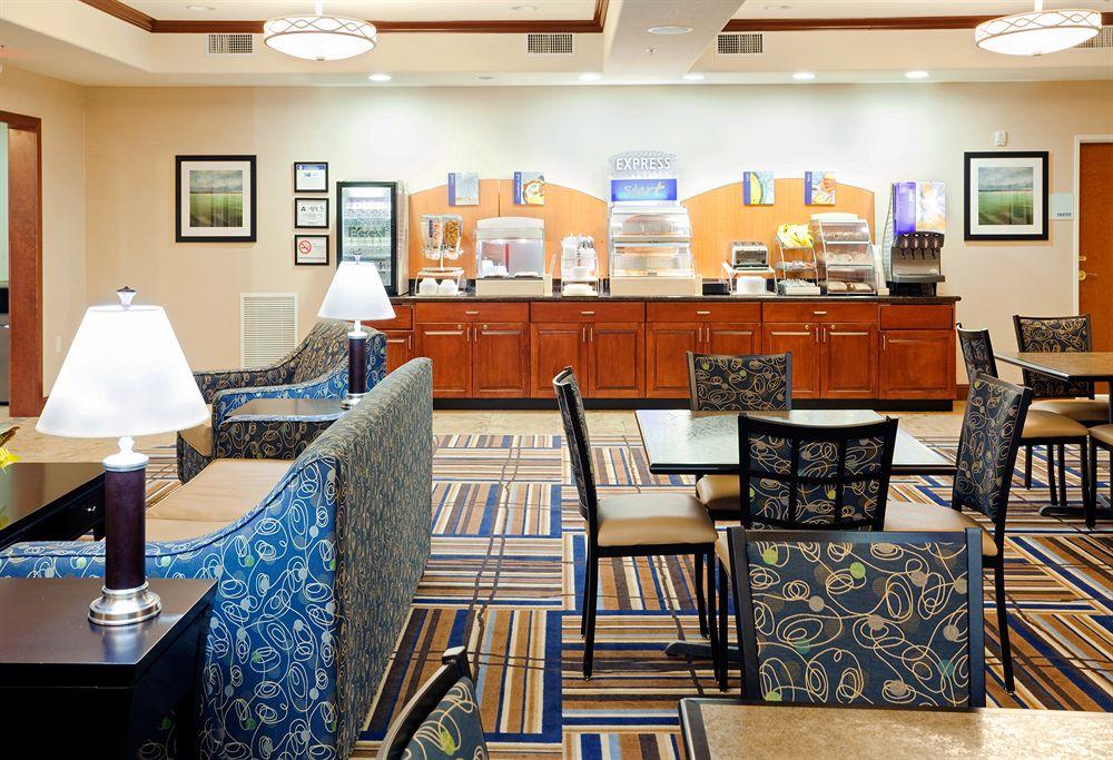 Holiday Inn Express Hotel & Suites Mount Airy By Ihg Ngoại thất bức ảnh