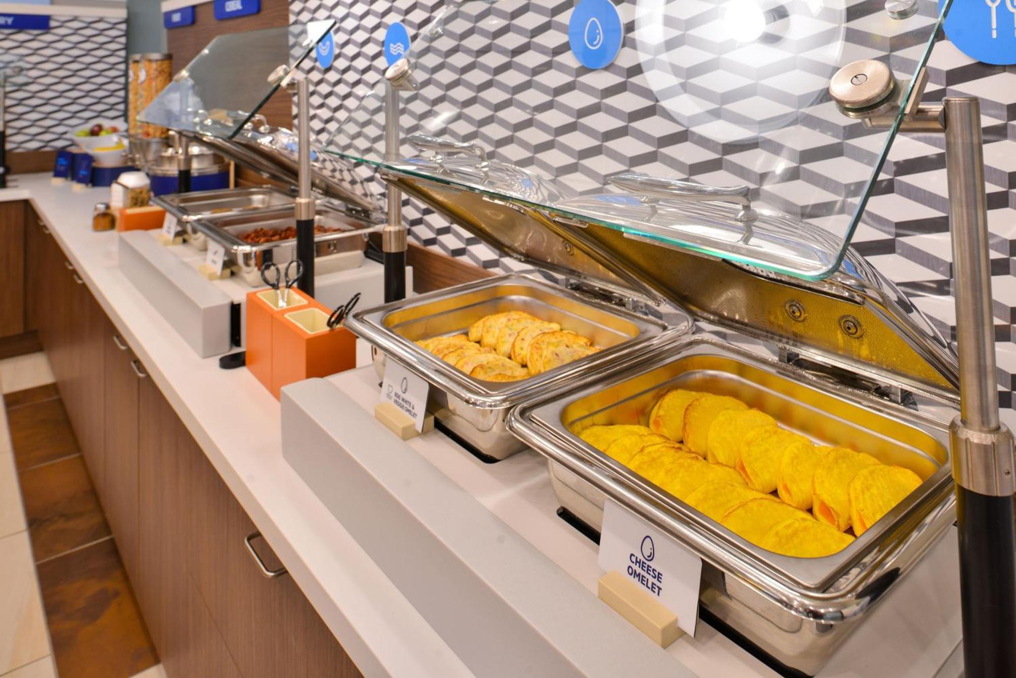 Holiday Inn Express Hotel & Suites Mount Airy By Ihg Ngoại thất bức ảnh