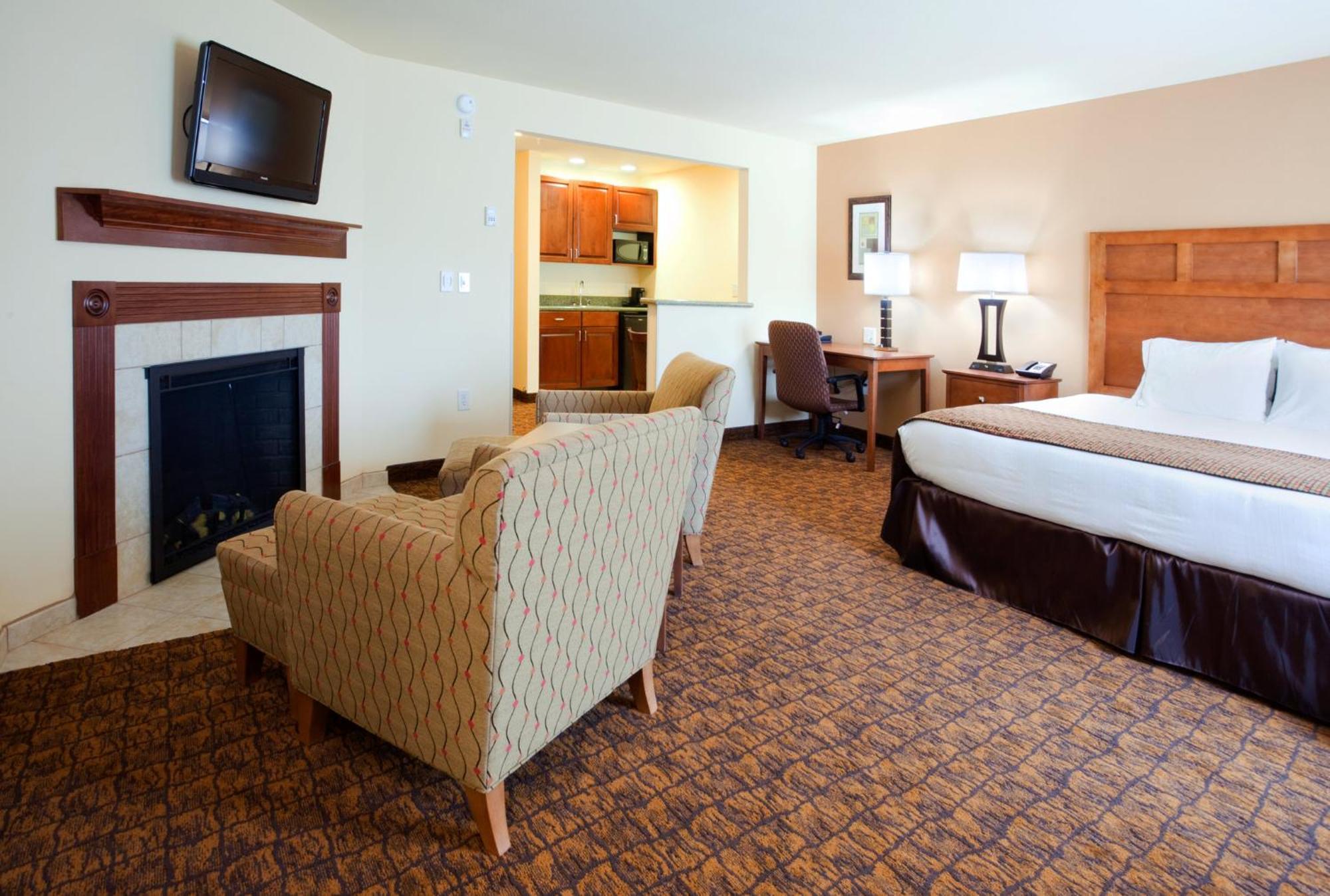 Holiday Inn Express Hotel & Suites Mount Airy By Ihg Ngoại thất bức ảnh