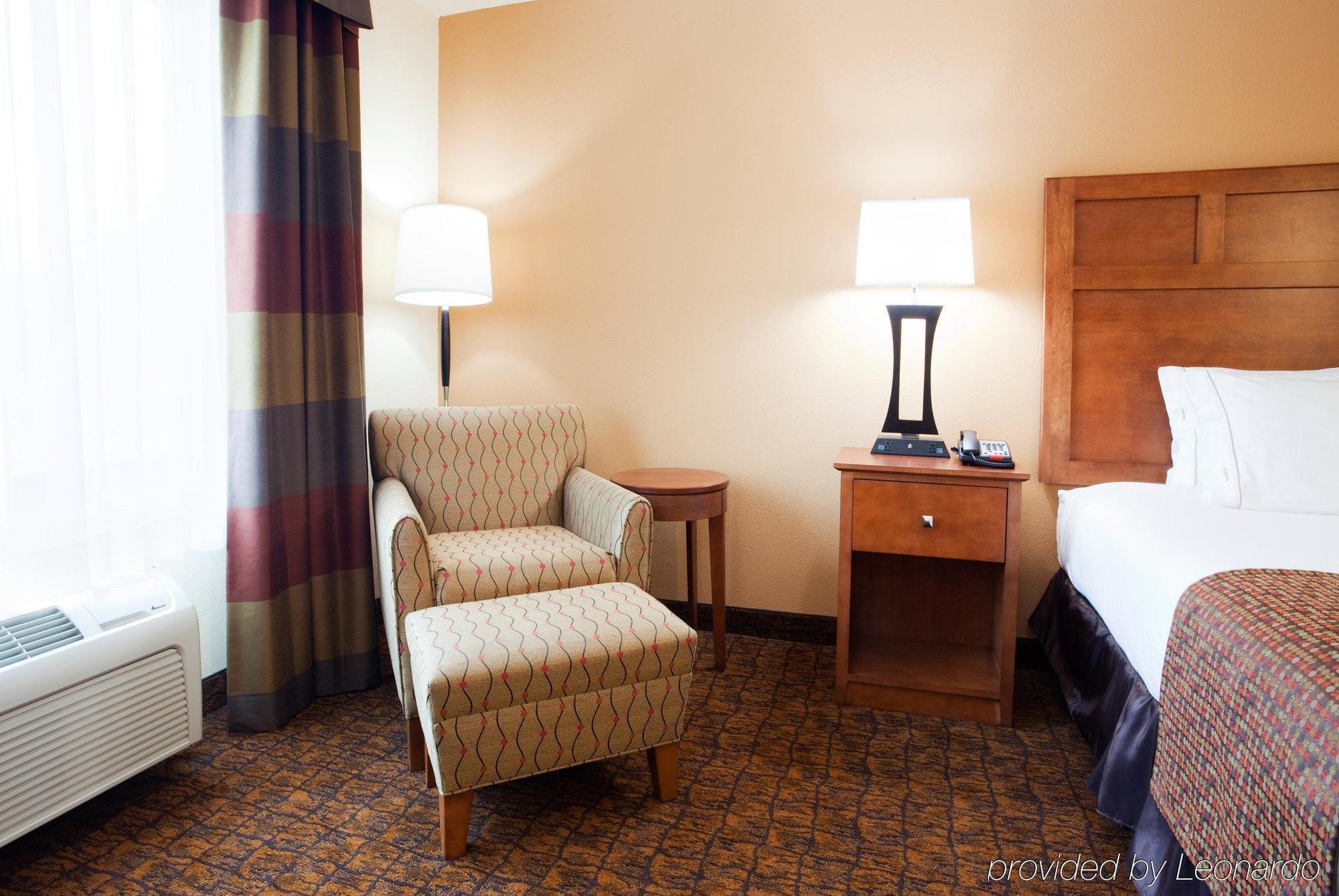Holiday Inn Express Hotel & Suites Mount Airy By Ihg Phòng bức ảnh