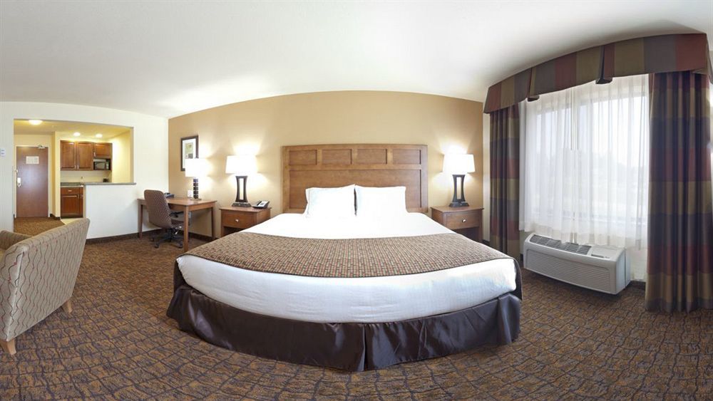 Holiday Inn Express Hotel & Suites Mount Airy By Ihg Ngoại thất bức ảnh